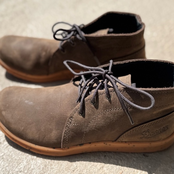 Danner Women's Pilgrim Chukka Bracken Shoes - Picture 3 of 6